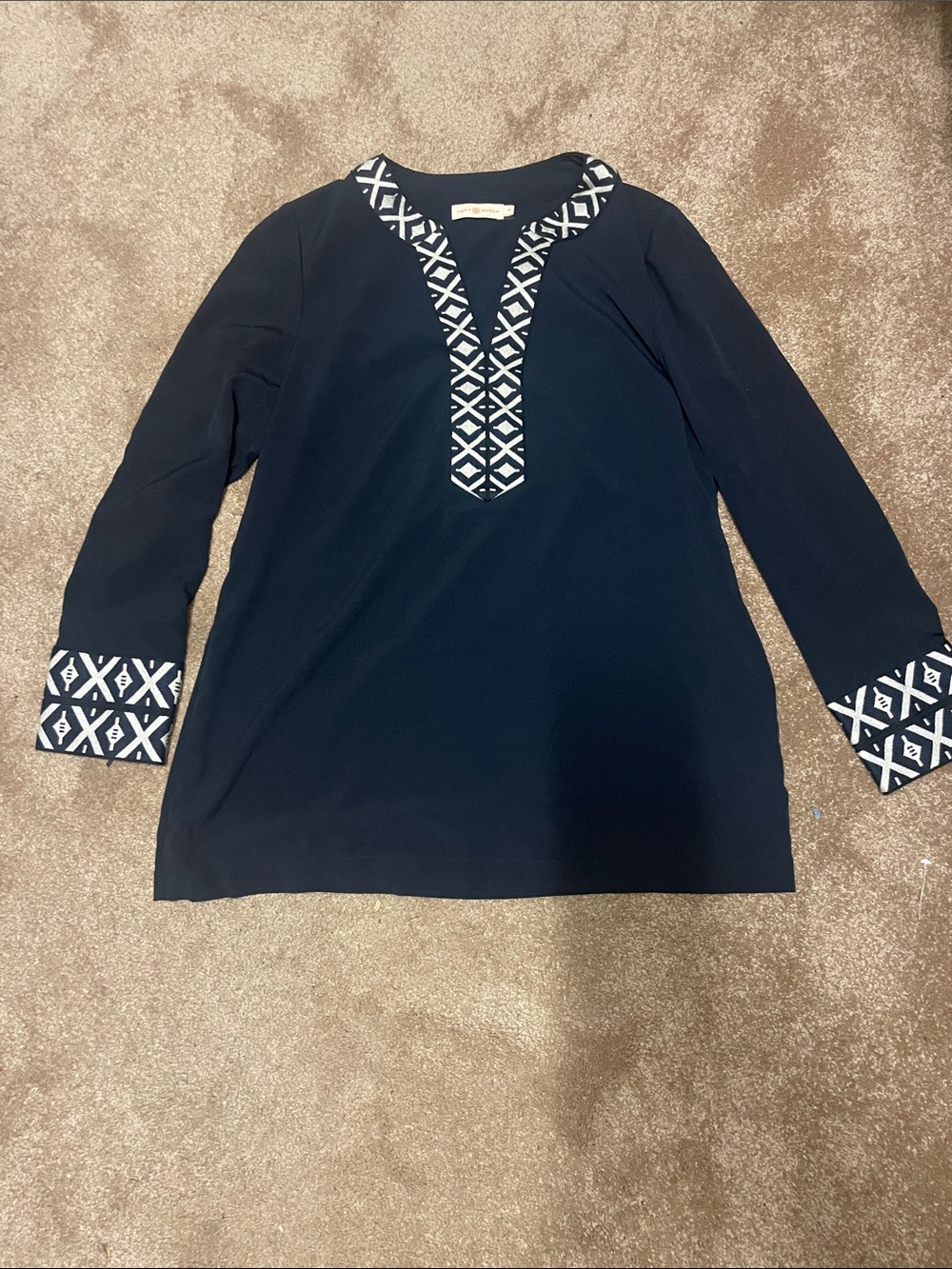 Tory Burch Black Top with White Geometric Trim